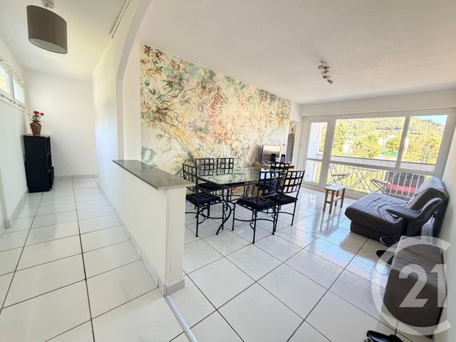 Appartement F4 à vendre - 4 pièces - 76.65 m2 - VOIRON - 38 - RHONE-ALPES - Century 21 Immobilier Voiron