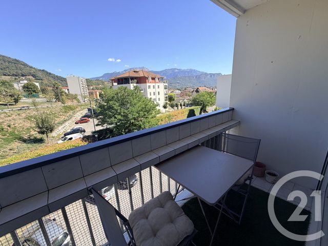 Appartement F4 à vendre - 4 pièces - 76.65 m2 - VOIRON - 38 - RHONE-ALPES - Century 21 Immobilier Voiron