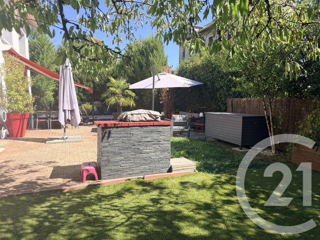 Appartement F8 à vendre - 8 pièces - 137.27 m2 - VOIRON - 38 - RHONE-ALPES - Century 21 Immobilier Voiron