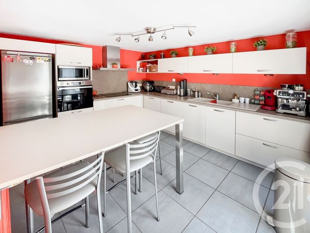 Appartement F8 à vendre - 8 pièces - 137.27 m2 - VOIRON - 38 - RHONE-ALPES - Century 21 Immobilier Voiron