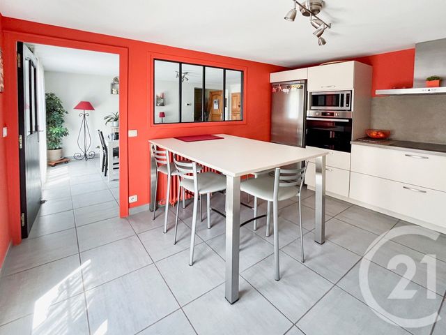 Appartement F8 à vendre - 8 pièces - 137.27 m2 - VOIRON - 38 - RHONE-ALPES - Century 21 Immobilier Voiron