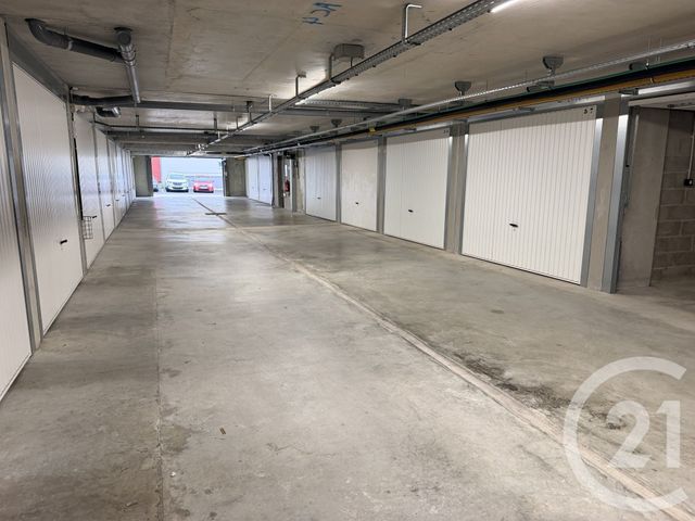 parking à vendre - 24.68 m2 - MOIRANS - 38 - RHONE-ALPES - Century 21 Immobilier Voiron